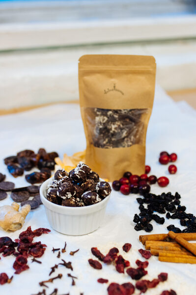 Piparkūku pikas tumšajā šokolādē. VEGĀNISKAS